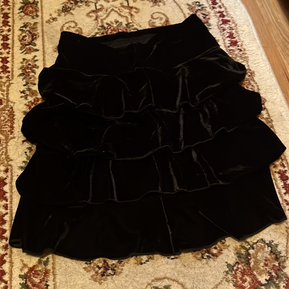 marc maddie velvet skirt. size medium.